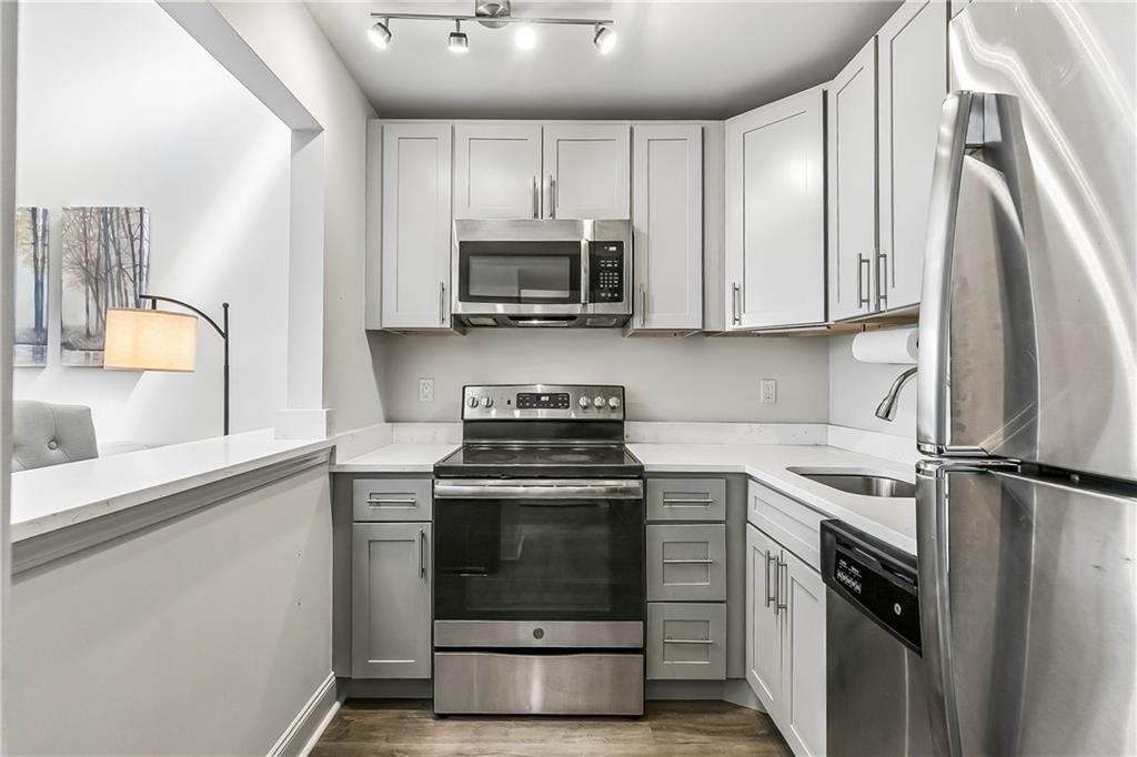 1765 COLISEUM Street 407