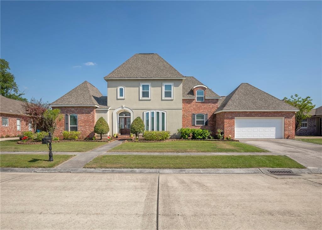109 VALCOUR Lane