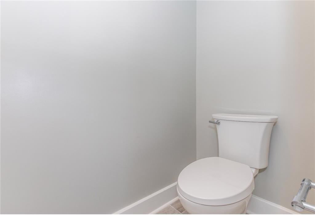 New Orleans, Louisiana 70115, United States, 1 Bedroom Bedrooms, ,2 BathroomsBathrooms,Residential,Pending,68355