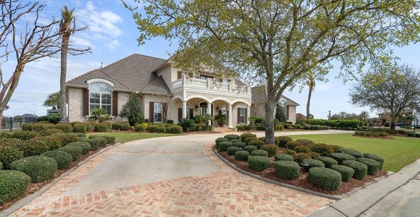 1497 LAKESHORE BLVD, SLIDELL, LA 70461 - Image d468766ff982aa64fb6baa96d21087de/1589531990