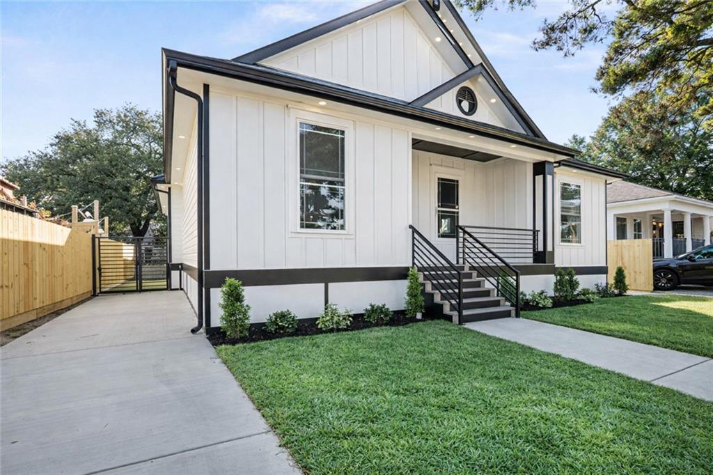 1342 GRANADA Drive
