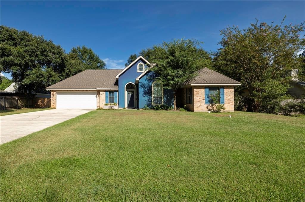 61364 MAGNOLIA Drive