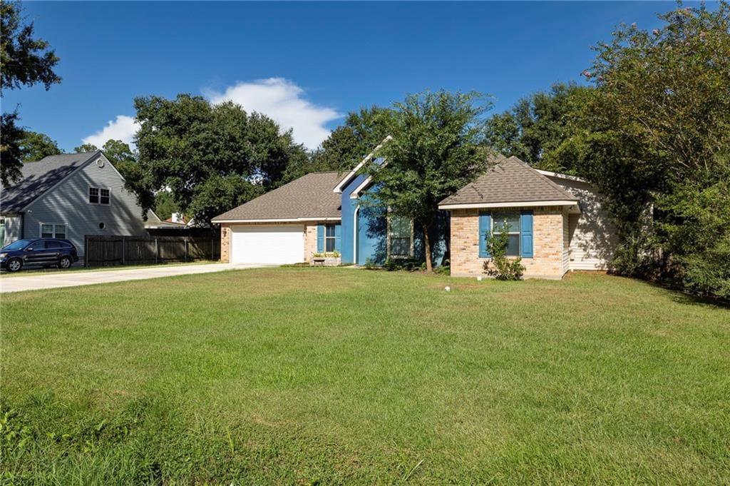 61364 MAGNOLIA Drive