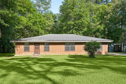 Photo of 73380 ALLEN Road, Abita Springs, LA 70420 (MLS # 2558123)