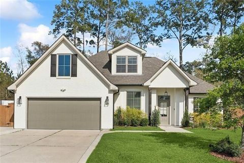 644 ENGLISH OAK Drive Madisonville LA 70447