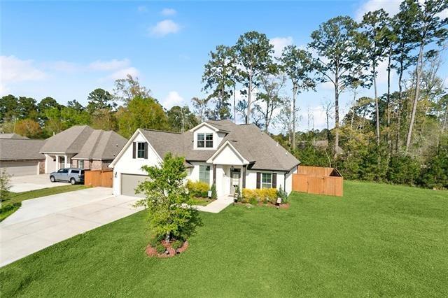 644 ENGLISH OAK Drive