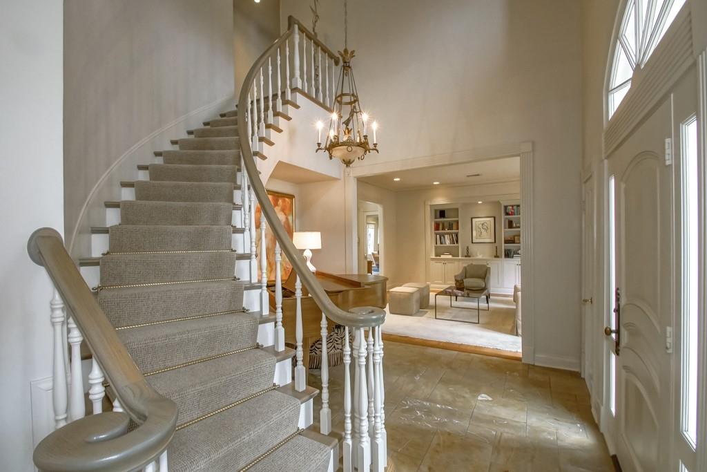 445 WALNUT Street