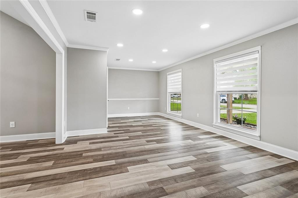 202 GOLDENWOOD Drive