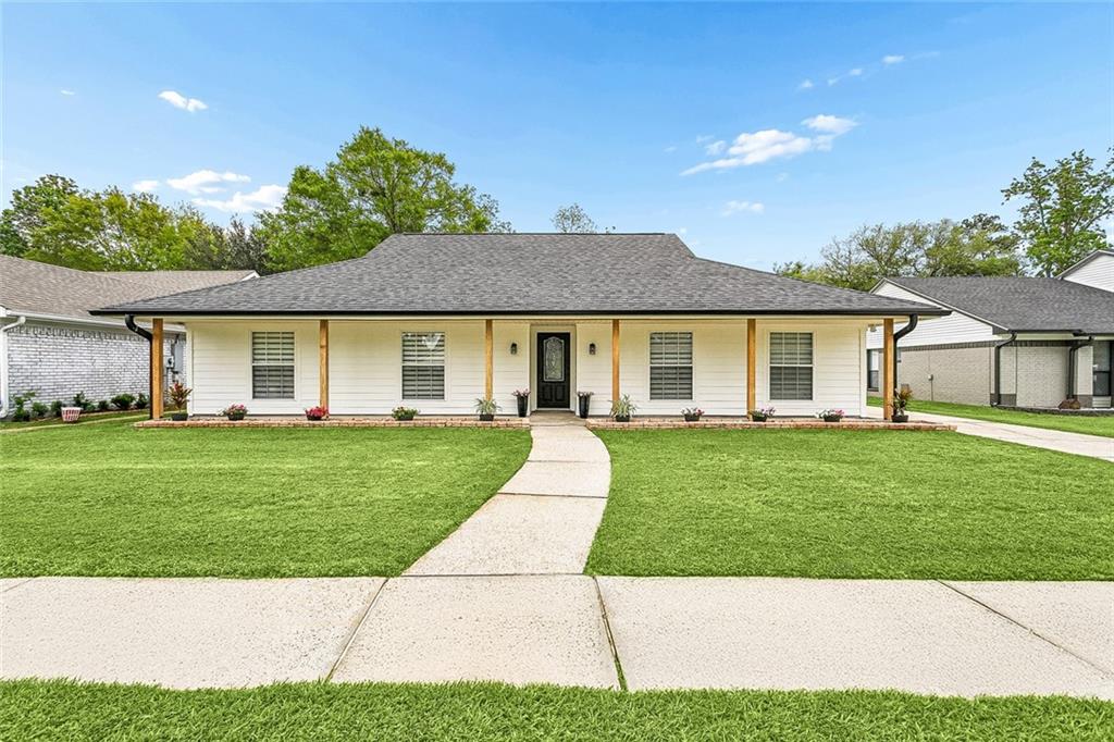 202 GOLDENWOOD Drive