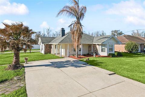 130 IVY Court Luling LA 70070