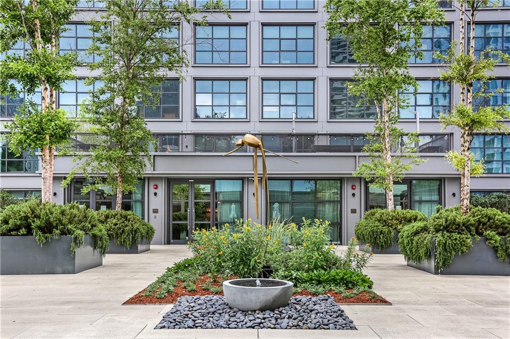 1001 JULIA Street 13A