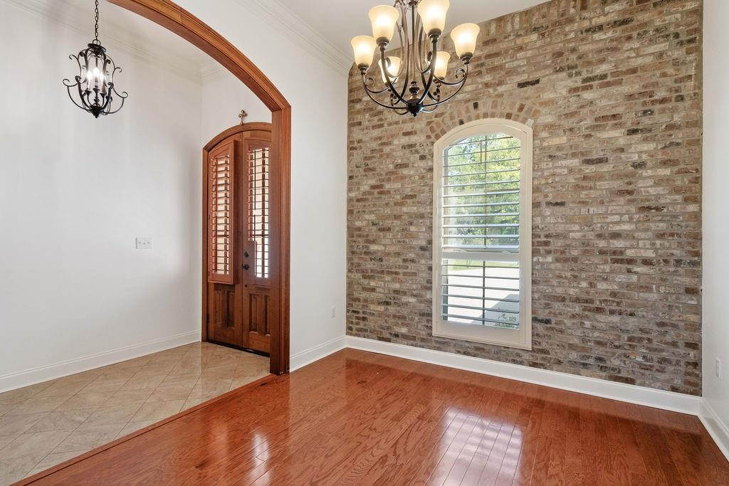 14167 OAK MEADOWS Boulevard