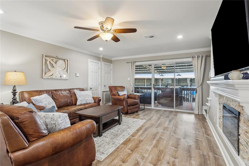 Springfield, Louisiana 70462, United States, 2 Bedrooms Bedrooms, ,3 BathroomsBathrooms,Residential,Active,95589