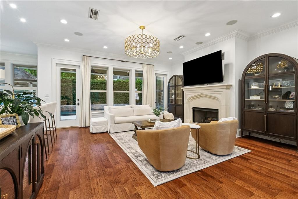 9608 WILDWOOD Drive