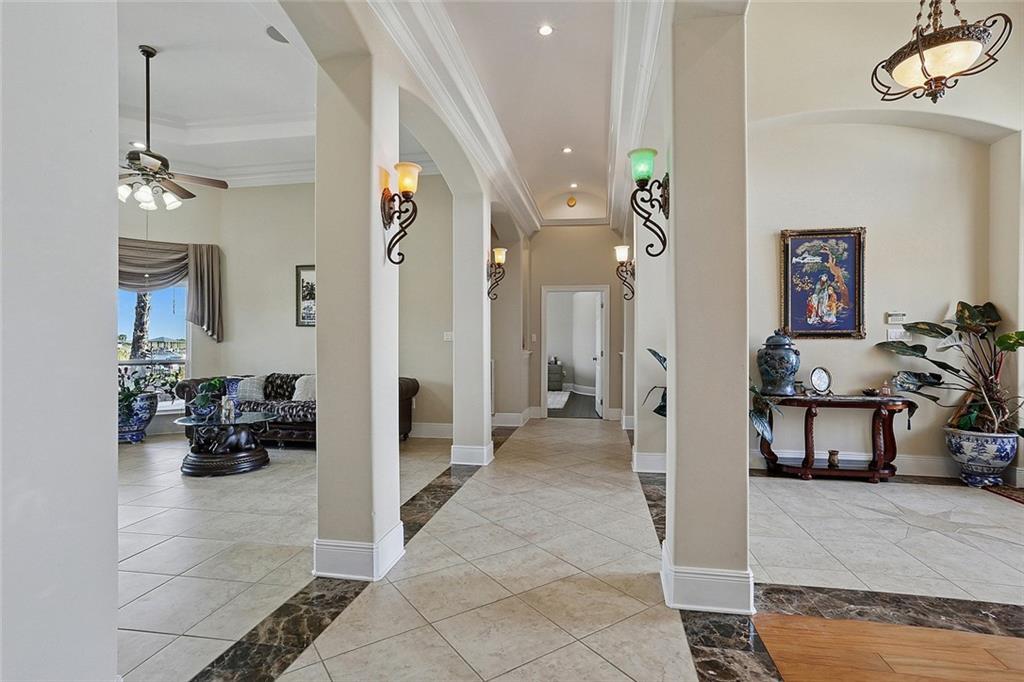 2311 SUNSET Boulevard