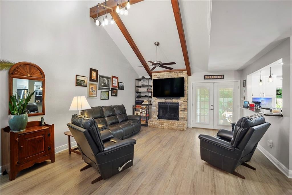 808 OLD METAIRIE Place