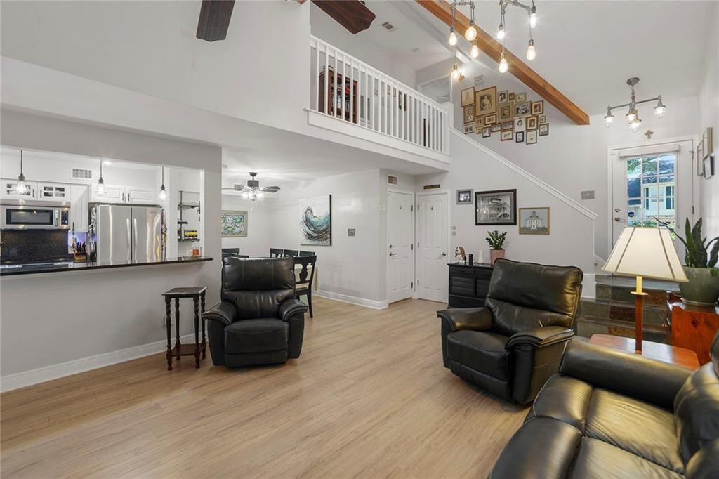808 OLD METAIRIE Place