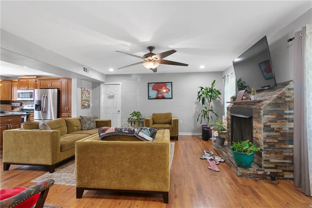 3516 PECAN Drive