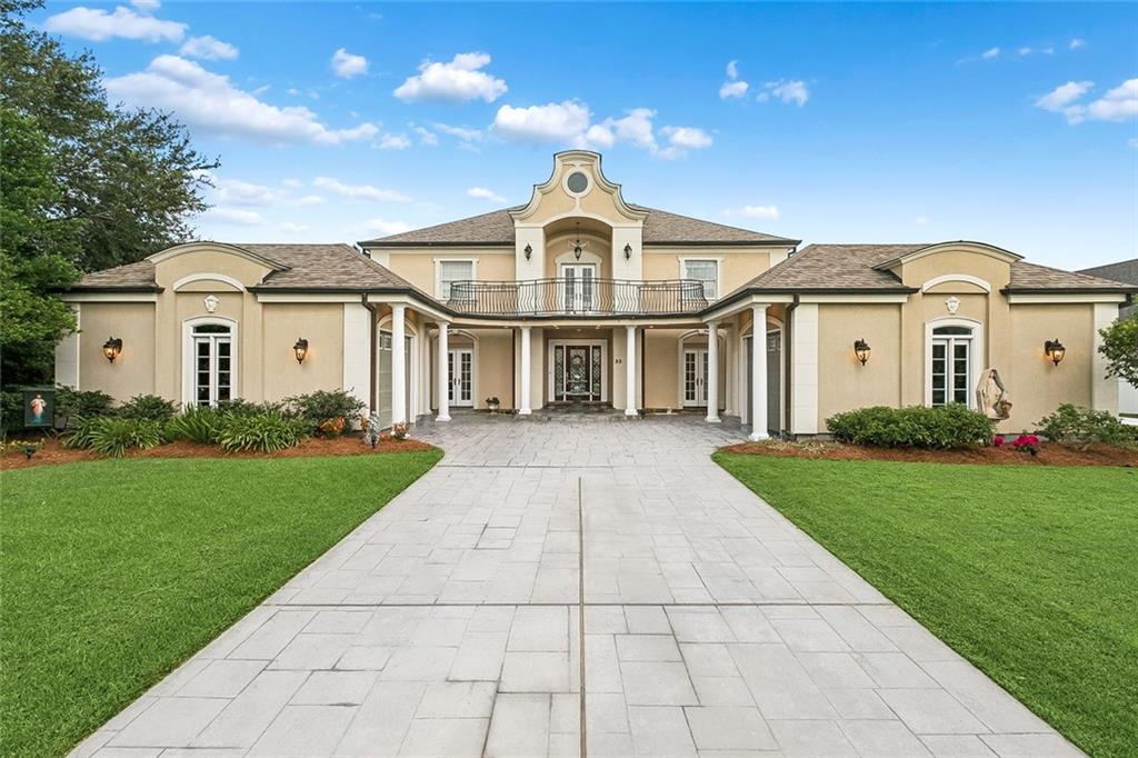 33 CHATEAU MOUTON Drive