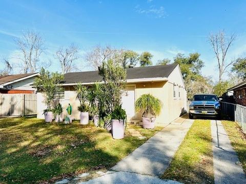 2804 Dolores Drive, Marrero, LA 70072 - #: 2455652