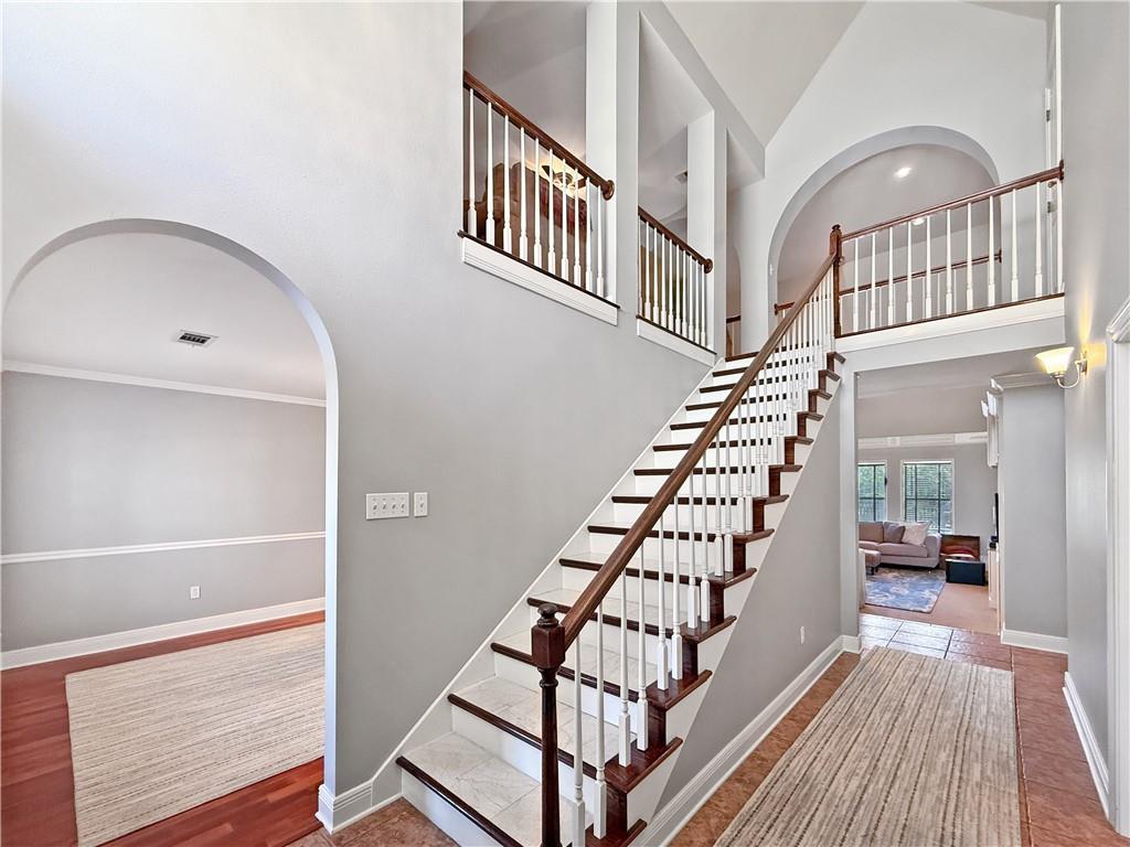 1143 RUE BAYONNE Drive