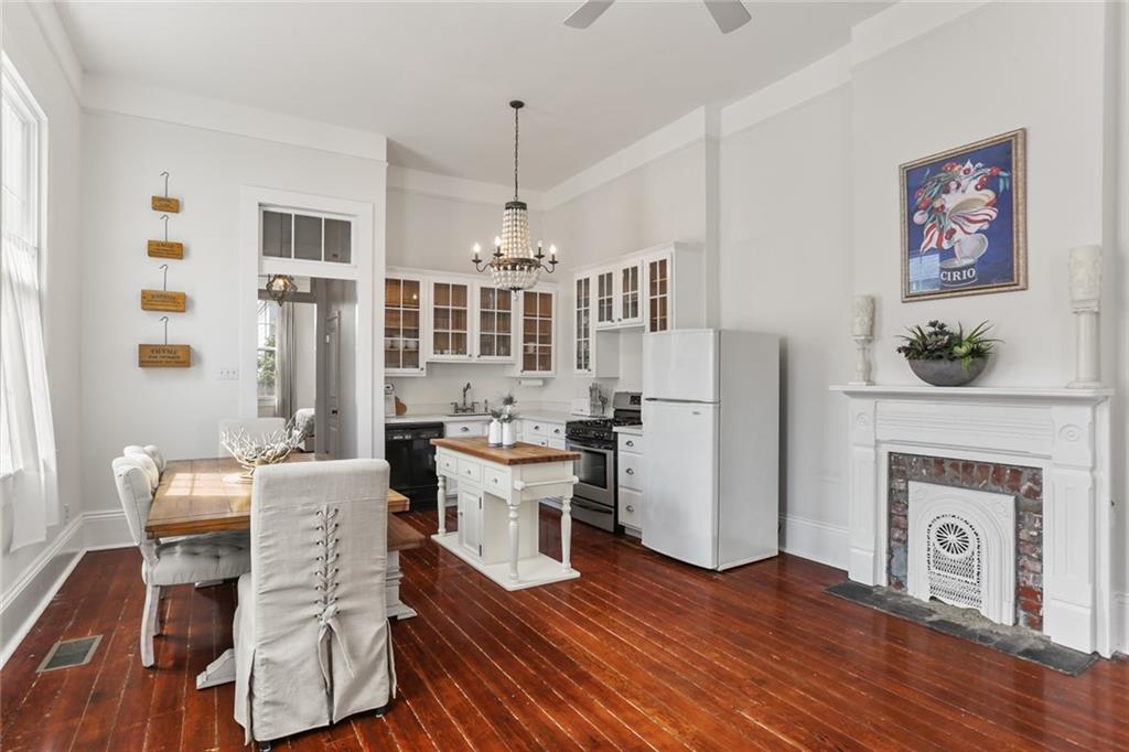 New Orleans, Louisiana 70115, United States, 1 Bedroom Bedrooms, ,1 BathroomBathrooms,Residential,Active,114051