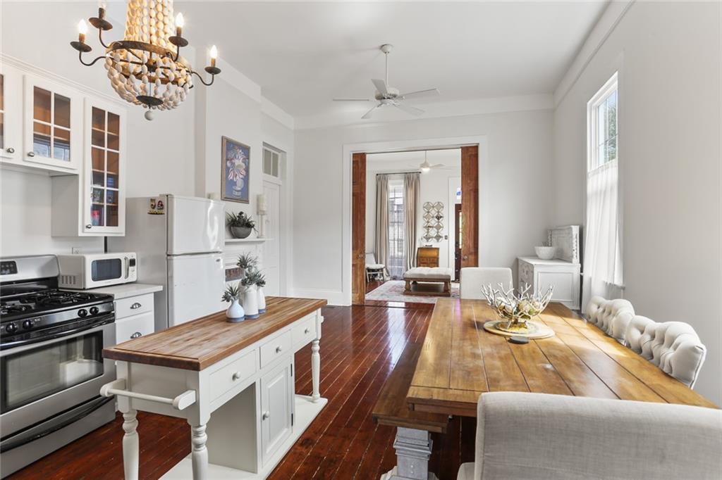 New Orleans, Louisiana 70115, United States, 1 Bedroom Bedrooms, ,1 BathroomBathrooms,Residential,Active,114051