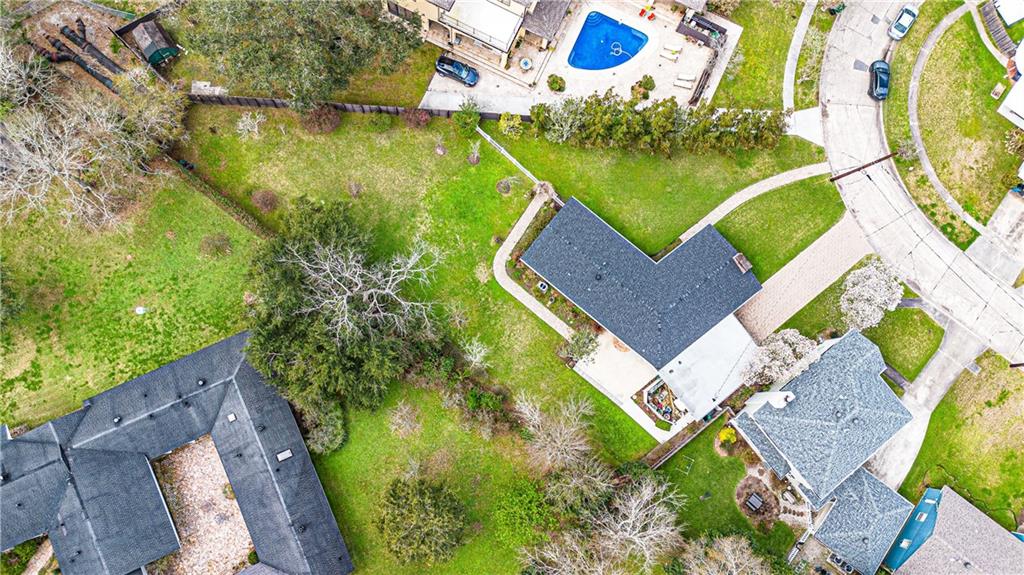 117 E HENFER Avenue