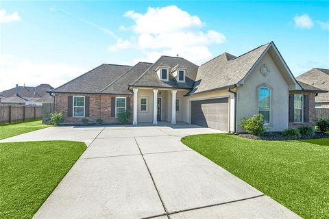 740 ENGLISH OAK Drive Madisonville LA 70447