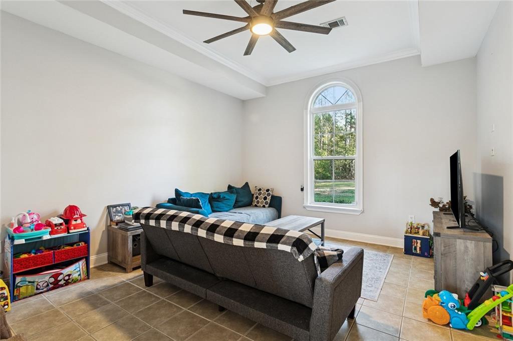 16903 MILLION DOLLAR Road