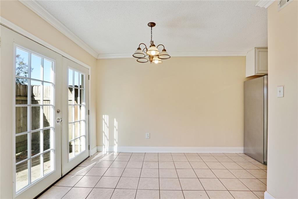 121 LAKEWOOD Drive 52