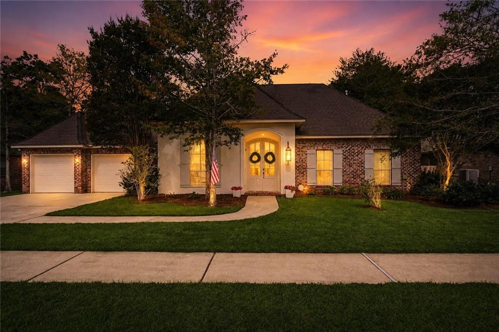 786 CLAIRE Drive