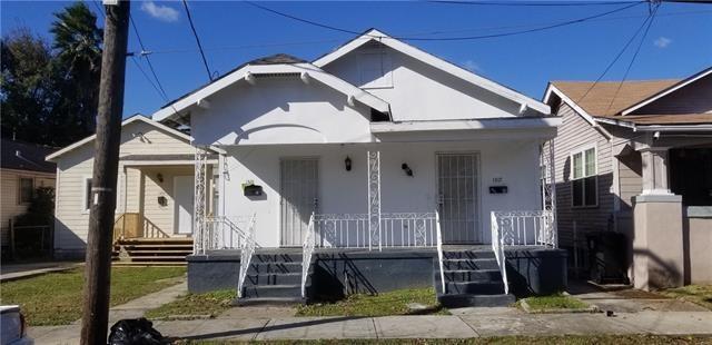 1317-19 19 S GENOIS Street