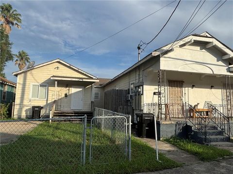 1317-19 19 S GENOIS Street New Orleans LA 70125