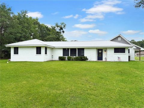 Photo of 61531 FISH HATCHERY Road, Lacombe, LA 70445 (MLS # 2559695)