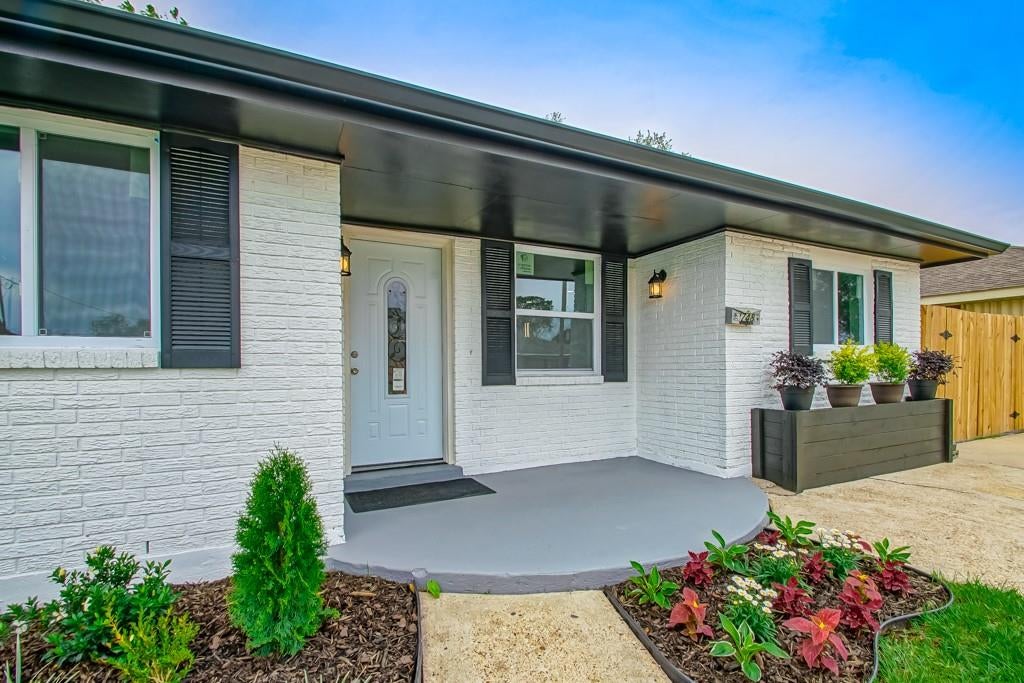 Photo 1 of 26 — 748 GRINELL Place, Terrytown, LA 70056