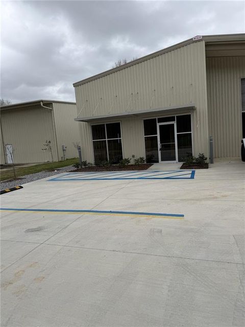 1221 MCKASKLE Drive Hammond LA 70403