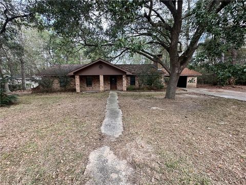 26017 E BIRCH Street Lacombe LA 70445