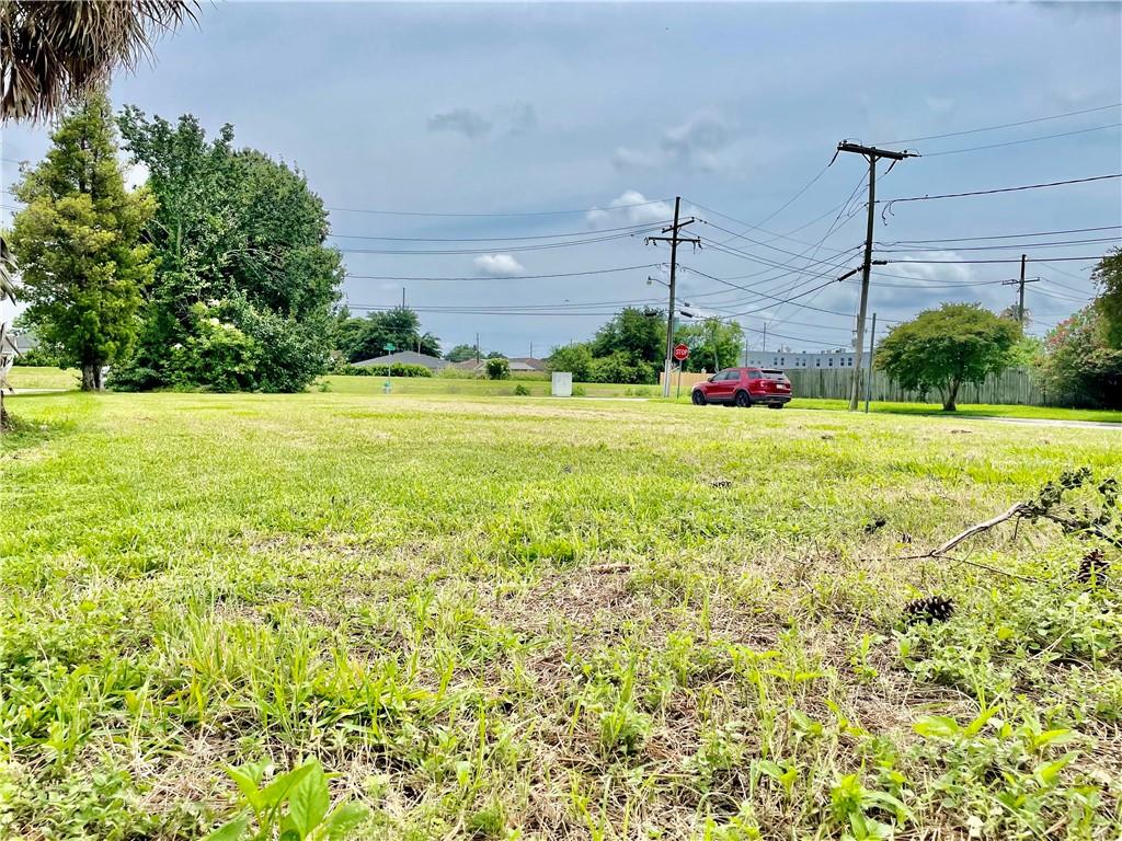 Photo 3 of 3 of 1200 AYCOCK Street land