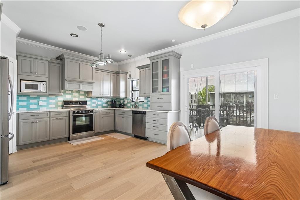 127 E HIGHWAY 22 Highway N-5