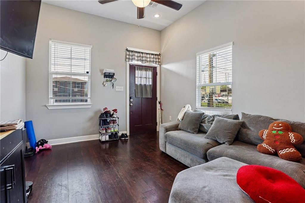 2225-27 REV JOHN RAPHAEL JR Way