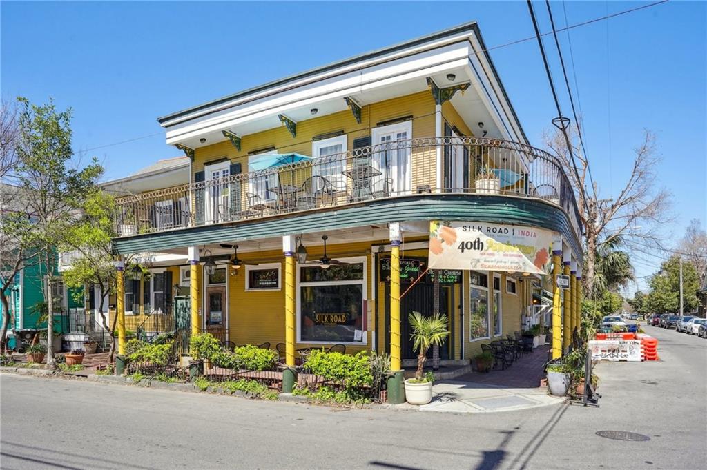 2485 ROYAL Street