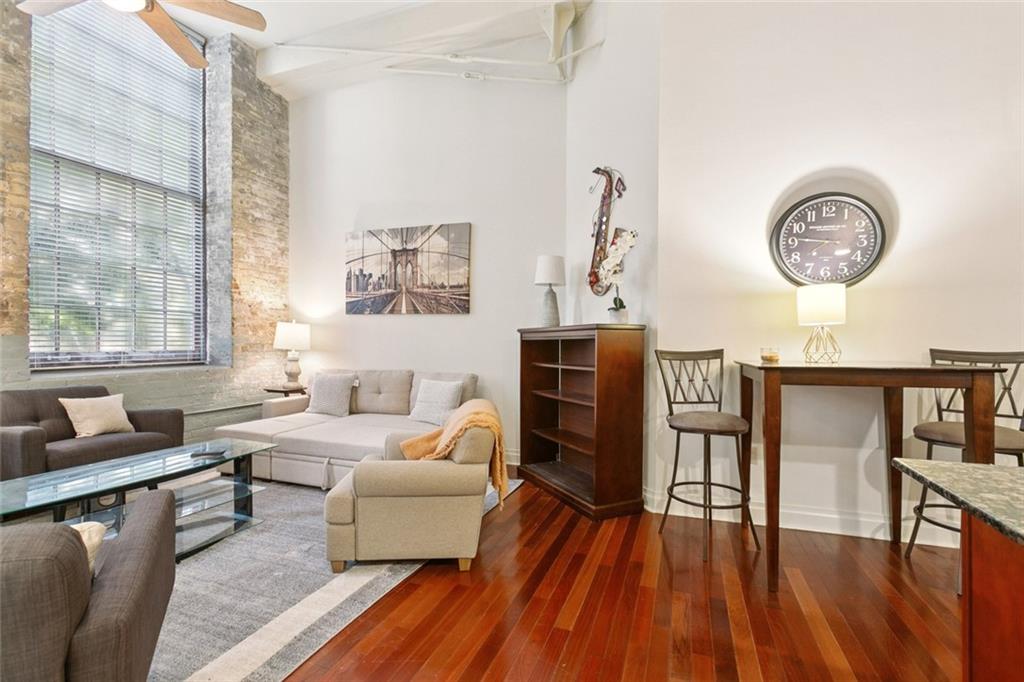 920 POEYFARRE Street 170