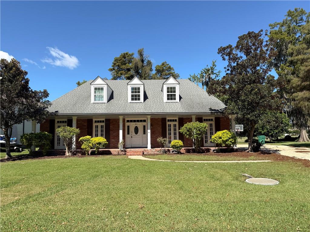 51 ROSEDOWN Drive