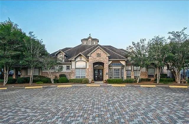 Photo 1 of 17 — 350 EMERALD FOREST Boulevard 27106, Covington, LA 70433