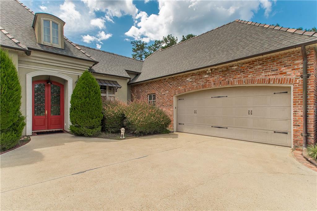 Hammond, Louisiana 70401, United States, 4 Bedrooms Bedrooms, ,4 BathroomsBathrooms,Residential,Pending,189243