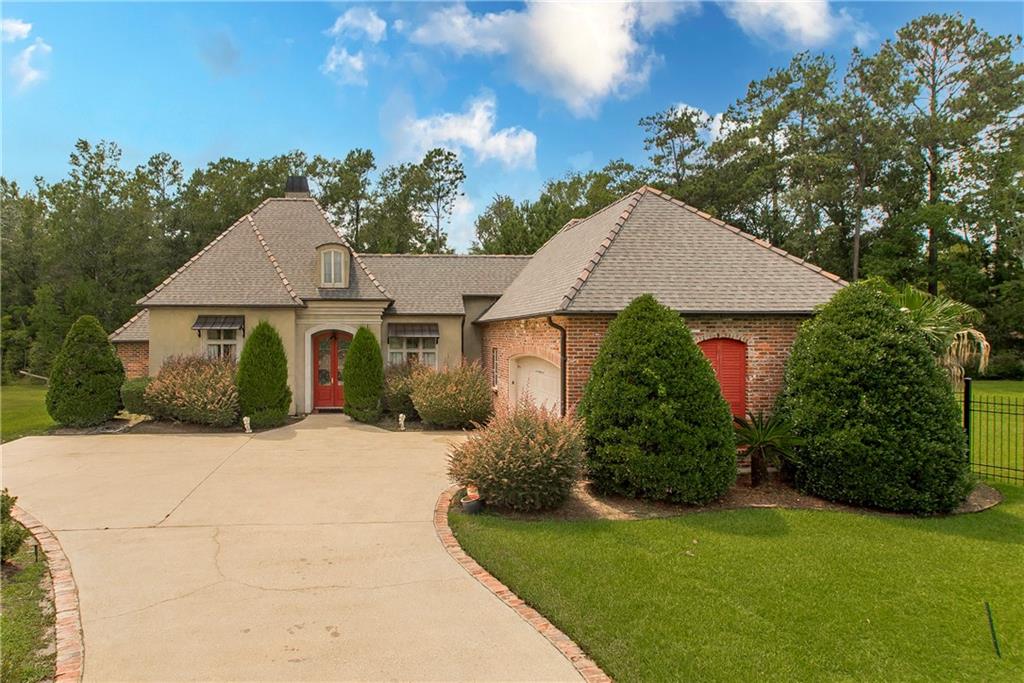 Hammond, Louisiana 70401, United States, 4 Bedrooms Bedrooms, ,4 BathroomsBathrooms,Residential,Pending,189243