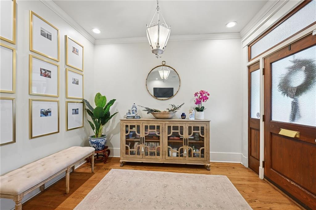 243 BONNABEL Boulevard