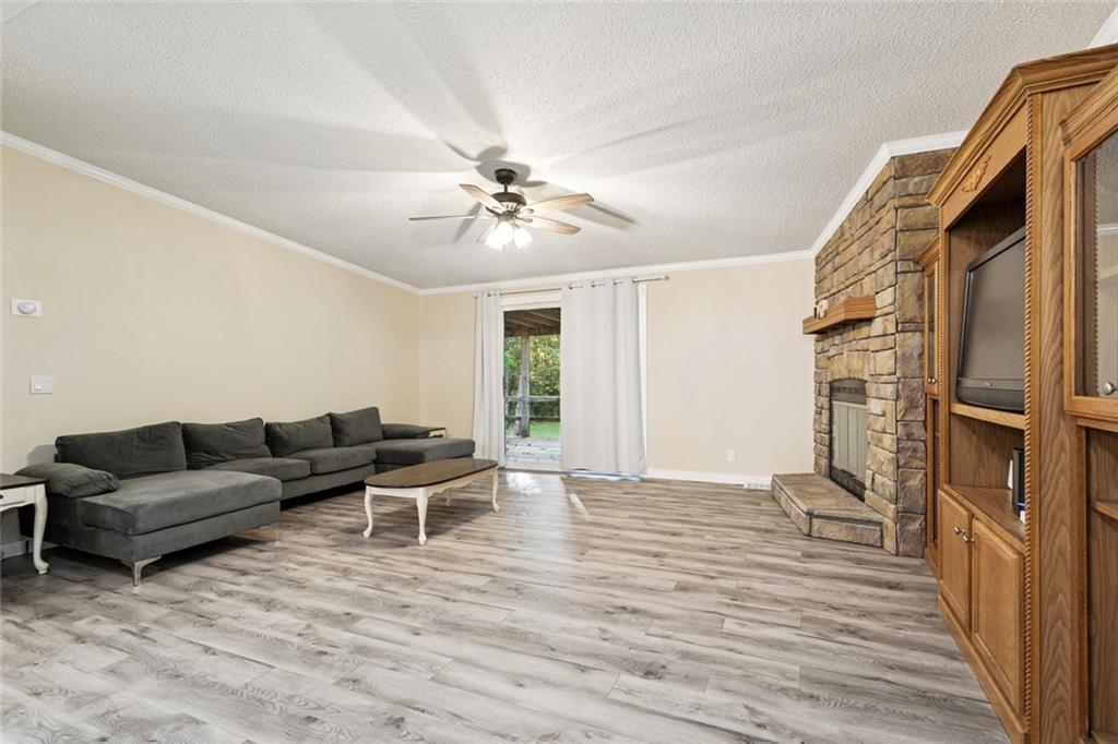 76233 GREEN VALLEY ROAD Street