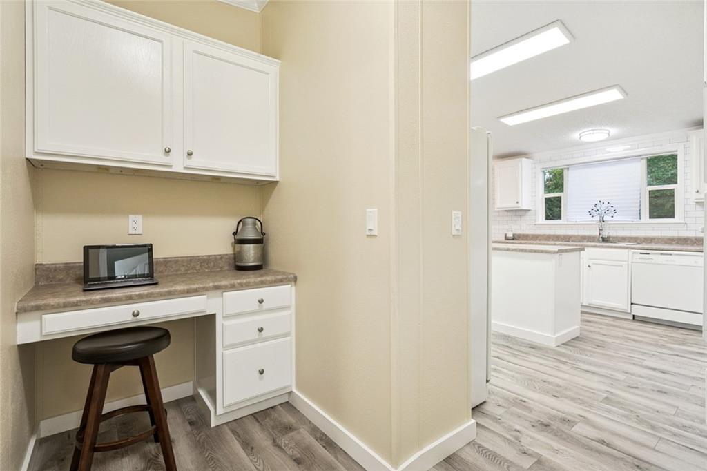 76233 GREEN VALLEY ROAD Street